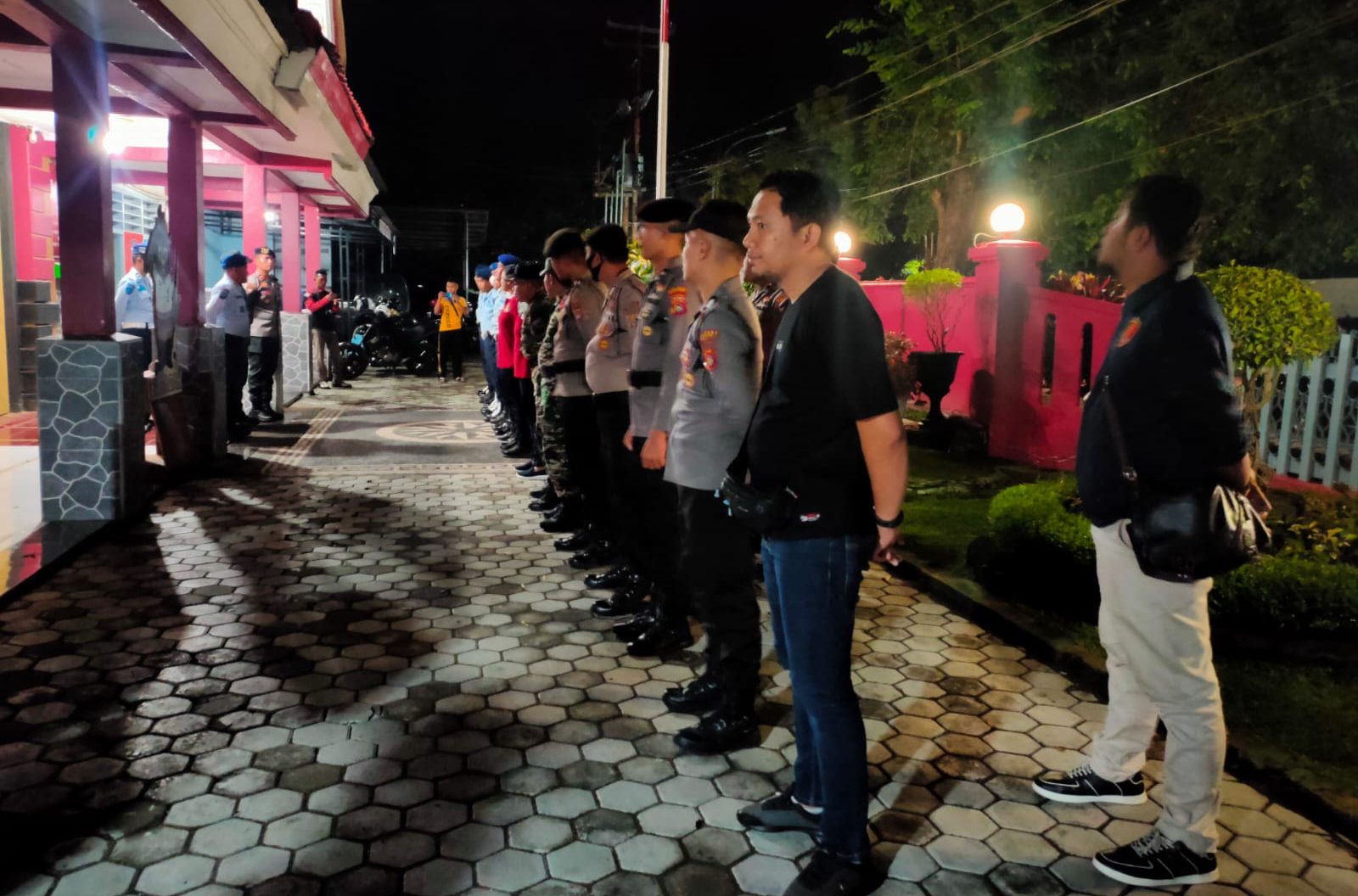 Polres Lombok Tengah Gelar Razia di Rutan Praya, Ini yang Ditemukan